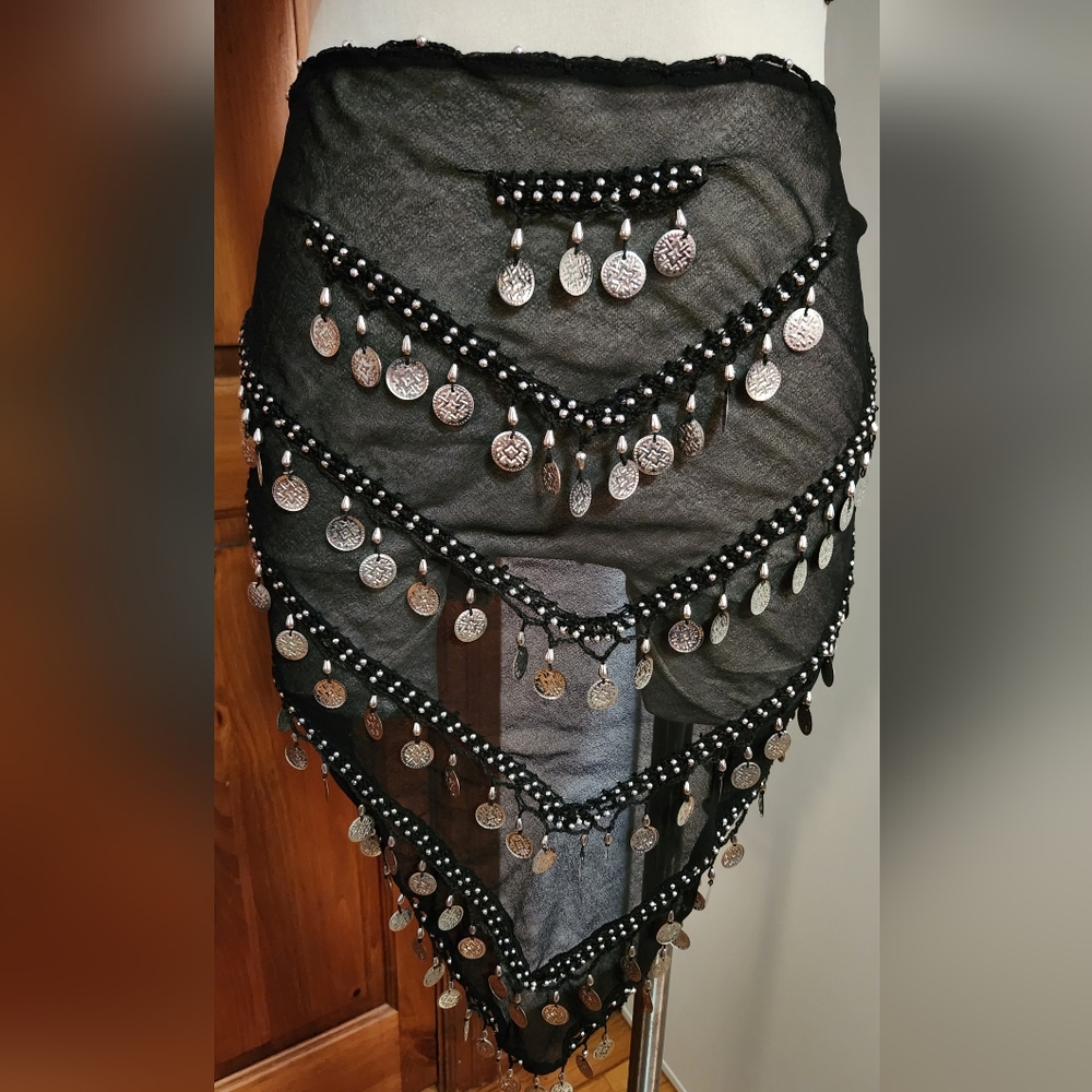 Hip scarf